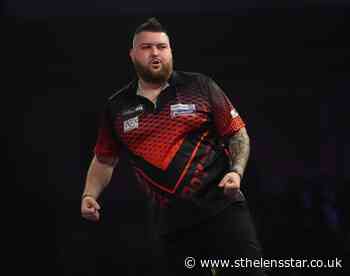 St Helens thrower Michael Smith suffers semi-final heartbreak as Peter Wright stages stunning comeback - St Helens Star