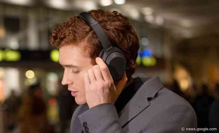 Poll: Do you prefer headphones or earbuds? - Android Central