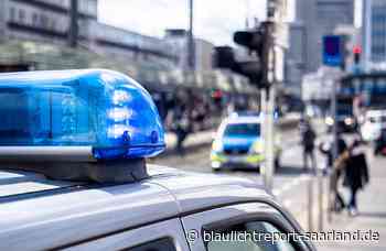 Passant an Ampel in Neunkirchen von PKW angefahren und schwer verletzt – Täter haut einfach ab - Blaulichtreport-Saarland