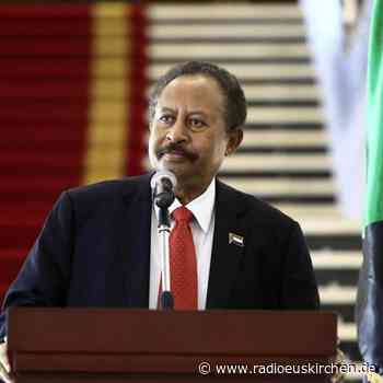 Sudans Putschisten geben nach: Premier wieder im Amt - radioeuskirchen.de