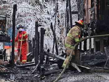 Overnight fire renders two southwest Calgary homes uninhabitable - Calgary Herald