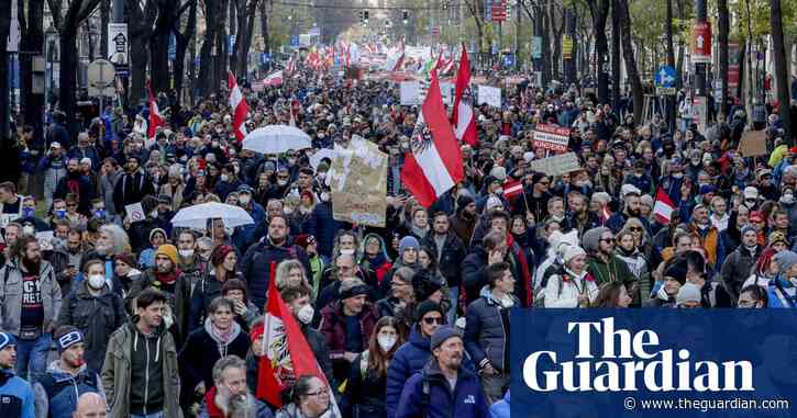 'I want my freedom back': thousands protest against Covid lockdown in Austria  – video