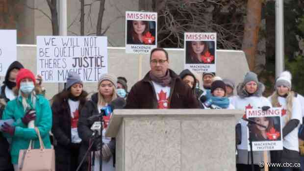 Sask. family holds interprovincial poster campaign for Mackenzie Lee Trottier, missing for 11 months - CBC.ca