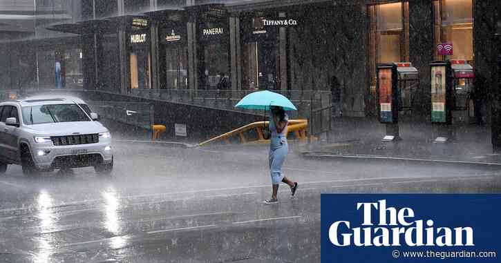 Morning mail: Labor’s poll boost, La Niña expected, Wong’s warning
