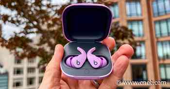 Best holiday gifts for Mom in 2021: Beats earbuds, badass knife, Keurig alternative     - CNET