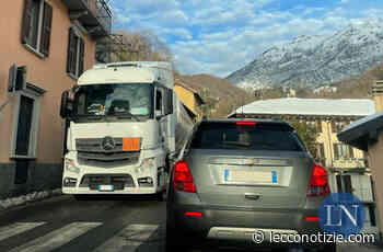 Lecco - Ballabio: chiusa la nuova, coda interminabile sulla vecchia - Lecco Notizie