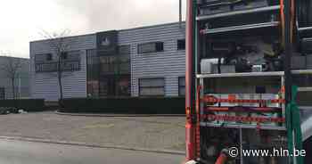 Zware brand breekt uit in sanitairzaak Mols NV in Lommel - Het Laatste Nieuws