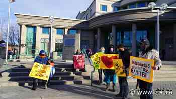 Judge releases journalists arrested by RCMP during enforcement of pipeline injunction
