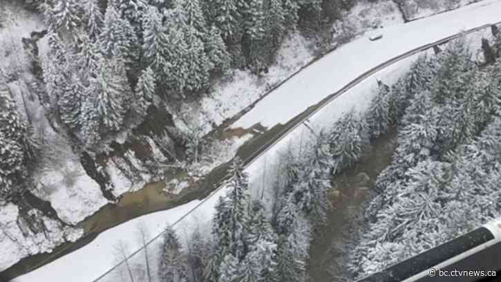 Drivers warned to expect 'major delays' after washout prompts hours-long closure of route out of southern B.C.