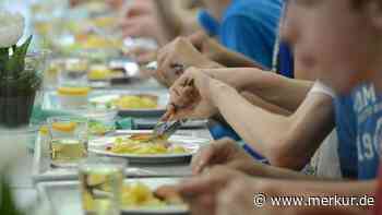 Was essen Dachaus Schüler am liebsten? Naumanns Catering berichtet im Kreisausschuss - Merkur Online