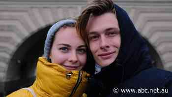 Another Christmas in Siberia for stranded Aussies with unapproved vaccines