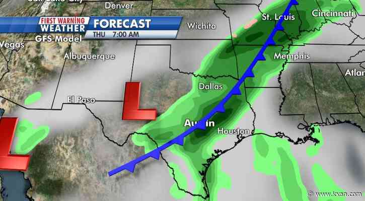 Mild weather leading up to rain and cold Thanksgiving Day