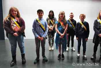 Burgemeester Esli en haar kinderschepenen gaan er voor - Het Belang van Limburg