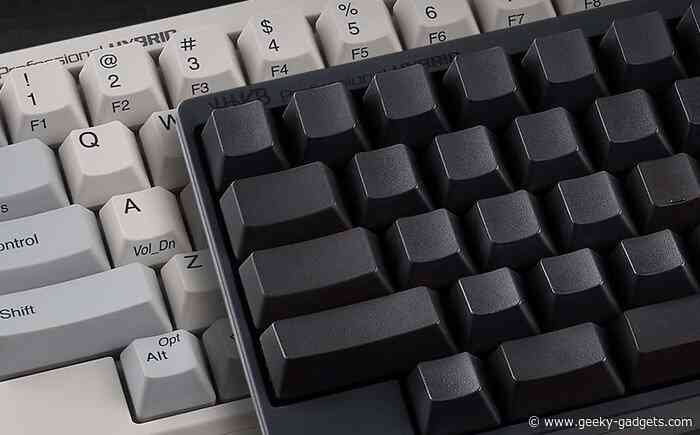Fujitsu Limited Edition HHKB Professional HYBRID Type-S Snow Keyboard $350