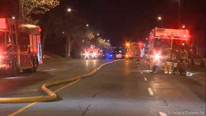 5 people, 3 pets safe after fire breaks out in Glendale home