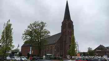 Als Zeichen für Religionsfreiheit: Garreler Kirche wird blutrot angestrahlt - Nordwest-Zeitung