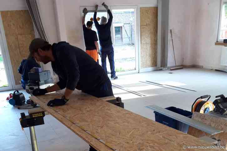 Dankzij Vlaamse vzw kunnen inwoners van zwaar getroffen Waalse wijk toch nog samen Kerstmis vieren: “Dit vergeten we nooit”