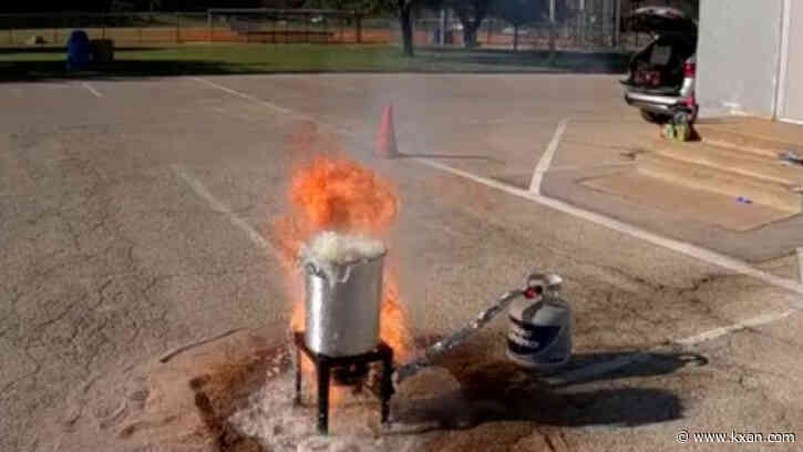 'Babysit your bird:' Austin Fire shows what not to do when frying Thanksgiving turkey