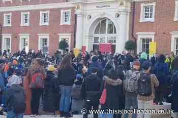 Goldsmiths: Staff strike in protest against job cuts begins
