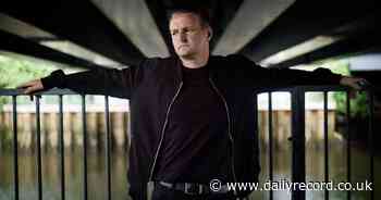 Outlander star Scott Kyle writes book on rollercoaster rise to fame - Scottish Daily Record