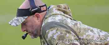 L’entraîneur des Bears dément son congédiement