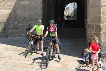 Essense vrienden fietsen 2.700 euro bij elkaar voor oprichti... (Essen) - Gazet van Antwerpen