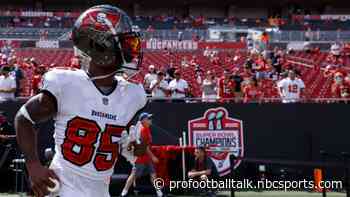 Jaguars signing Jaydon Mickens off Buccaneers practice squad