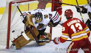 Calgary Flames extend win streak with 5-2 victory over Chicago Blackhawks - Yahoo News Canada