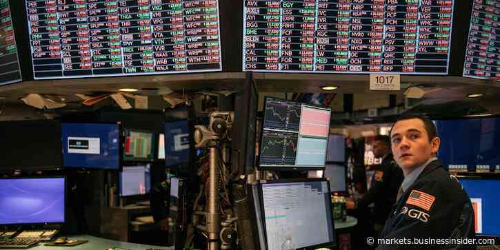 US stocks closed mixed with tech stocks dragged by rising bond yields