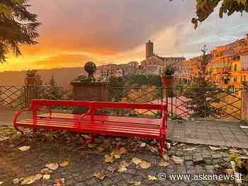 Una scultura di Marco Manzo contro la violenza sulle donne - Agenzia askanews