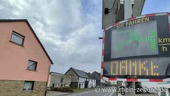 Geschwindigkeitsanzeigetafeln: Smileys beruhigen den Verkehr in Cochem-Zell - Rhein-Zeitung