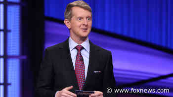 'Jeopardy!' contestant's shockingly low score disqualifies him from final 'Jeopardy!' round
