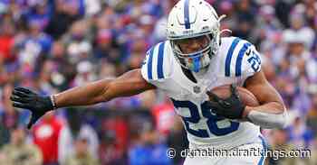 Fantasy football rankings, Week 12: Top PPR RBs including Austin Ekeler, Jonathan Taylor, - DraftKings Nation