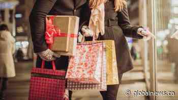 Tips to avoid overspending this holiday shopping season