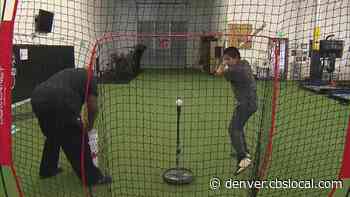 Aurora Groups Band Together To Help Keep Teens Busy During Holiday Break: ‘This Is Way Better’ - CBS Denver