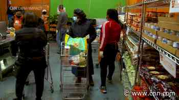 US Food Banks survive coronavirus demand to face new problems: supply chain disruption and rising food prices - CNN