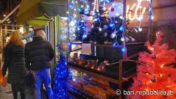 Addobbi natalizi, luninarie e giocattoli pericolosi: a Bari e Monopoli scattano i sequestri dei Nas - La Repubblica