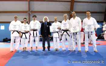 Accademia Karate Crotone: agli esami per le cinture nere - CrotoneOK.it