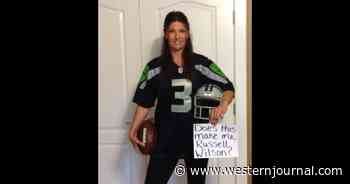 Mom's Pics Reported to Facebook After What People Spotted in Her Left Hand