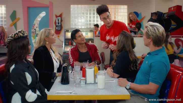 Saved by the Bell Season 2 Clip: Original Gang Honors the Late Screech