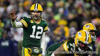 Aaron Rodgers: I have a fractured toe, not COVID toe