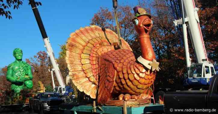 Aufblasen von Thanksgiving-Ballons in New York