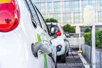 Auto: a Lucca solo l'1,40% è elettrico o ibrido - La Gazzetta di Lucca