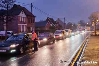 Politie houdt verkeerscontrole op N17 in volle ochtendspits