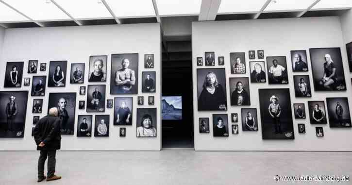 Künstlerin Shirin Neshat zeigt Werke in München