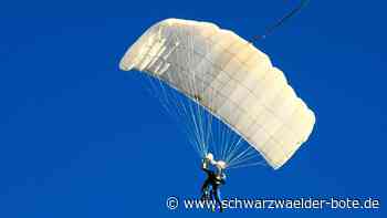 Kritik aus Althengstett: Gegenwind für Fallschirmspringer