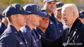 Biden meets with Coast Guard on Thanksgiving