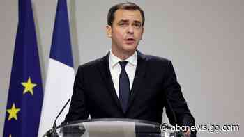 France opts for 3rd shots, not lockdown, to fight new wave