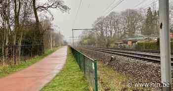 Tegenligger slaat fietser (14) bloedneus omdat hij te weinig plaats heeft - Het Laatste Nieuws