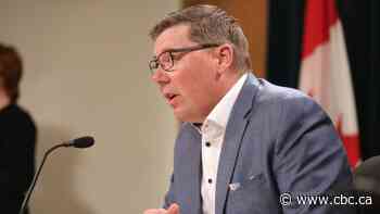 Moe says he 'should have acted a little bit earlier' on Sask.'s COVID-19 measures, now extended until Jan. 31